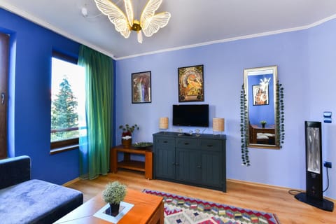 TV and multimedia, Living room