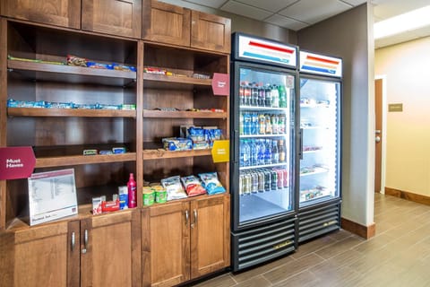 Food, Non alcoholic drinks