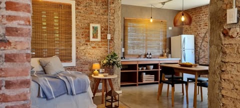 Kitchen or kitchenette, Living room, Seating area