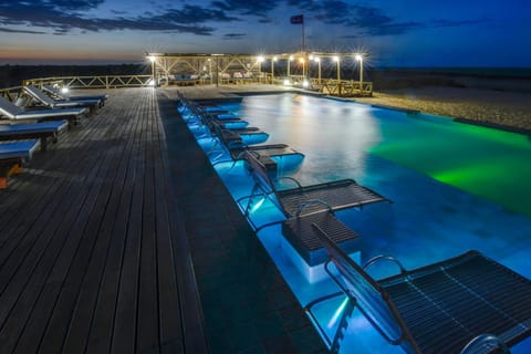 Beach, Swimming pool