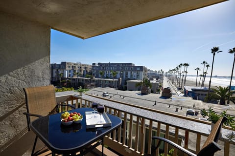 View (from property/room), Balcony/Terrace, Sea view