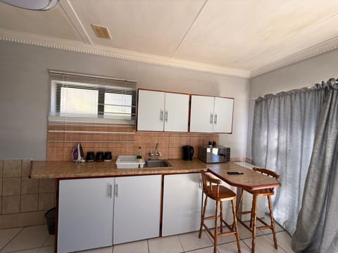 Lion's Cave 1A Apartment in Western Cape