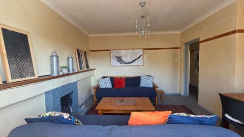 Fish Hoek Crescent Hideaway Apartment in Cape Town