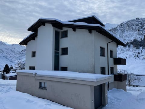 Property building, Winter, Mountain view