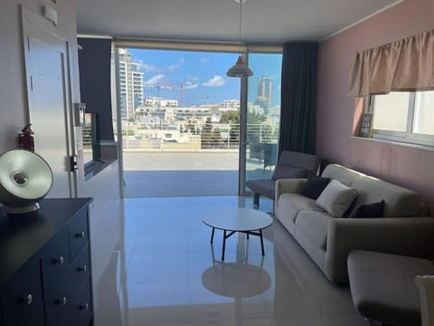 New two bedroom penthouse in Swieqi/St.Julian's Apartment in Saint Julians