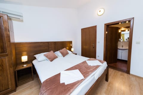 MB Pag Bed&Breakfast Bed and Breakfast in Zadar County