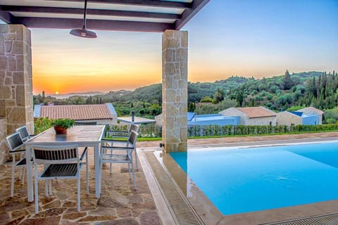 Patio, Natural landscape, Dining area, Mountain view, Pool view, Swimming pool