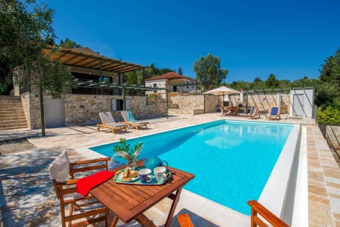Patio, Day, Other, Dining area, Pool view, Swimming pool, sunbed