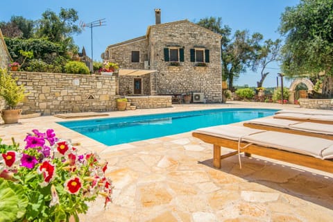 Property building, Patio, Day, Garden, Other, Garden view, Pool view, Swimming pool, sunbed
