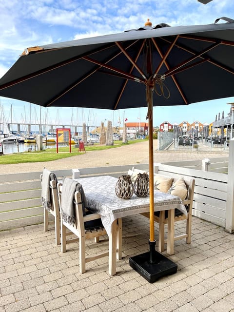 View (from property/room), Balcony/Terrace, Balcony/Terrace, Dining area