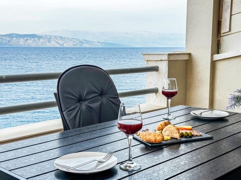 Apartments Habek 1 Apartment in Vrboska