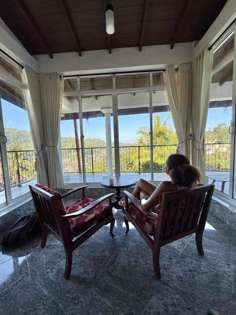 View (from property/room), View (from property/room), Bedroom, City view, City view, Landmark view, Mountain view, Mountain view, Quiet street view, Inner courtyard view