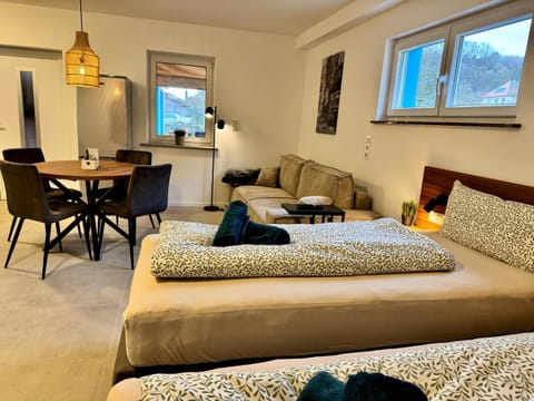 Bed, Living room, Photo of the whole room, Seating area, Dining area, Bedroom