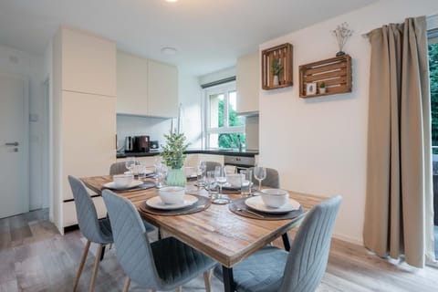 Coffee/tea facilities, Kitchen or kitchenette, Dining area, pet friendly, toaster