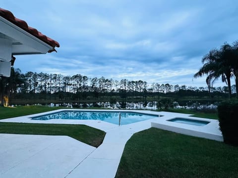 SWISS 24 - Lake Stephanie House in Groveland