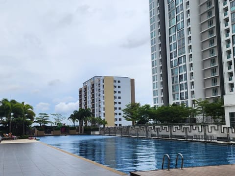 Pool view, Swimming pool