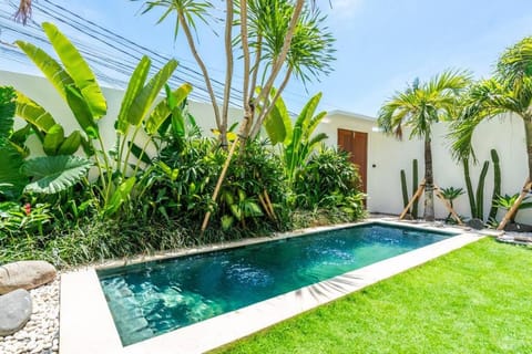 New Cozy 2-b Villa in Canggu Villa in North Kuta