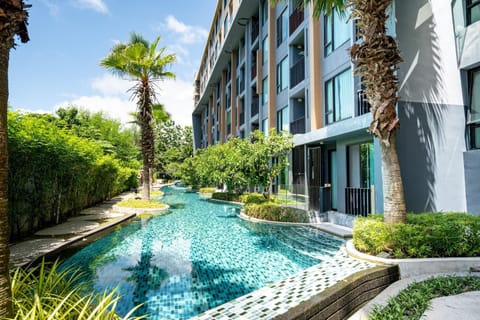 Property building, Swimming pool