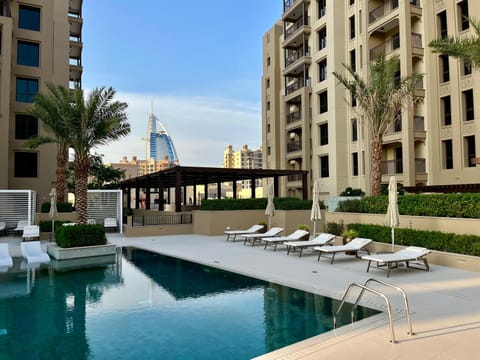 Property building, Swimming pool
