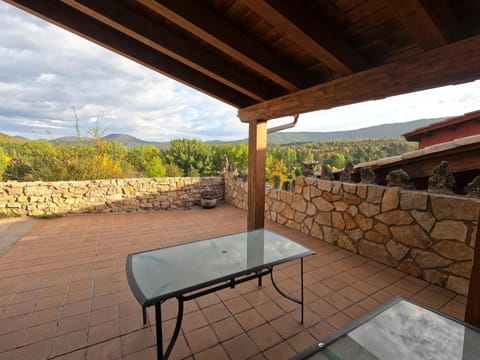 Patio, Natural landscape, View (from property/room), Balcony/Terrace, Mountain view