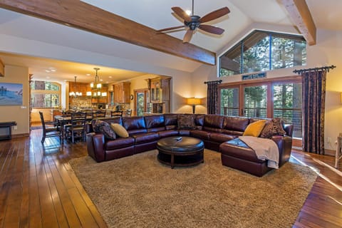 Luxury 4 bedroom 4 5 bath luxury home that sleeps 10 House in Incline Village