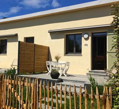 Mor glaz House in Arzon