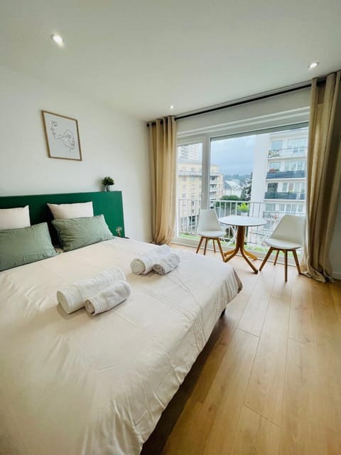 Bed, Balcony/Terrace, Photo of the whole room