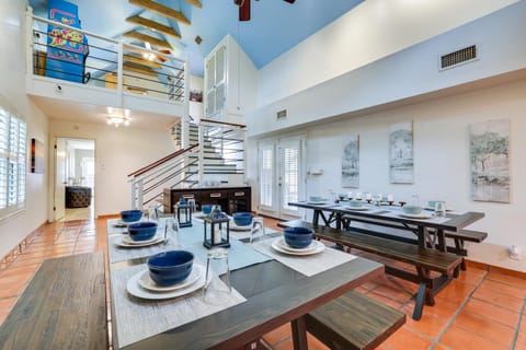 San Antonio Home Private Pool and Covered Patio House in San Antonio