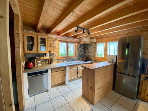 Chalet Serre-Chevalier Chalet in Briançon