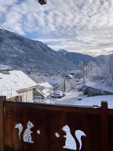 Chalet Serre-Chevalier Chalet in Briançon