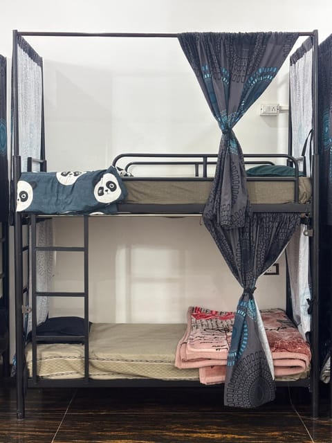 bunk bed