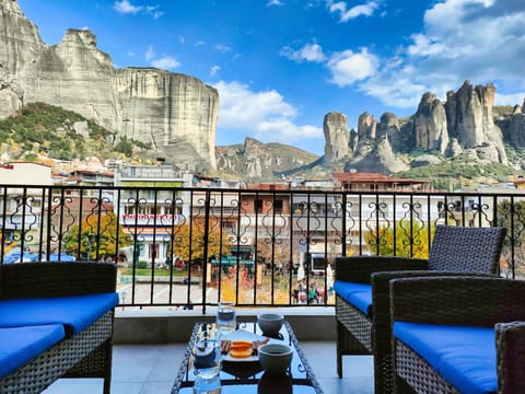 Property building, View (from property/room), Balcony/Terrace