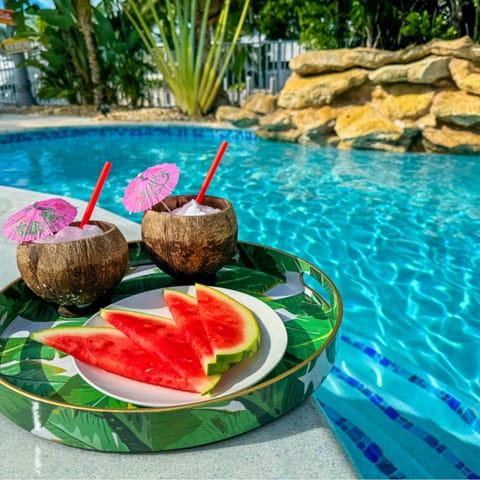 Swimming pool, Swimming pool