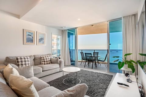 Balcony/Terrace, Living room