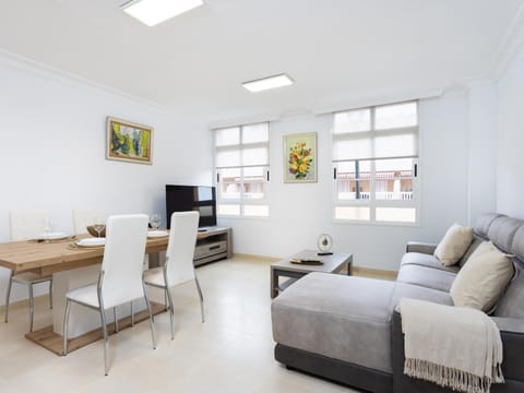 TV and multimedia, Living room, Dining area