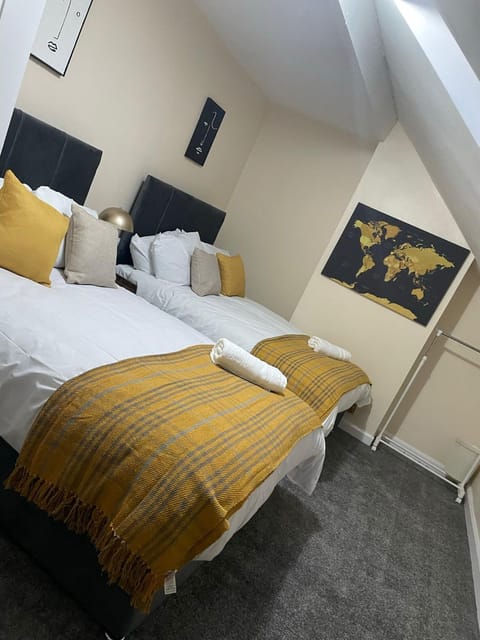 St James House - Sleeps 8! Apartment in Leeds