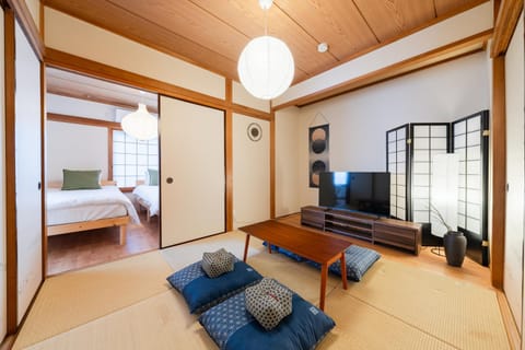 TV and multimedia, Living room, Photo of the whole room, Seating area