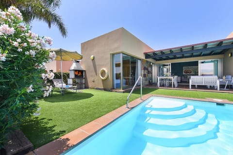 Property building, BBQ facilities, Garden, Swimming pool
