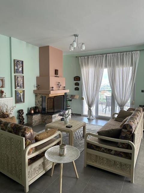 Living room, Seating area, City view, locker