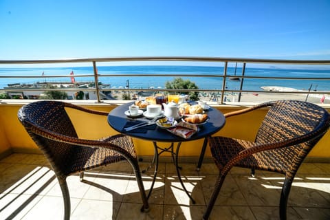 Balcony/Terrace, Sea view, Continental breakfast, Buffet breakfast, Italian breakfast