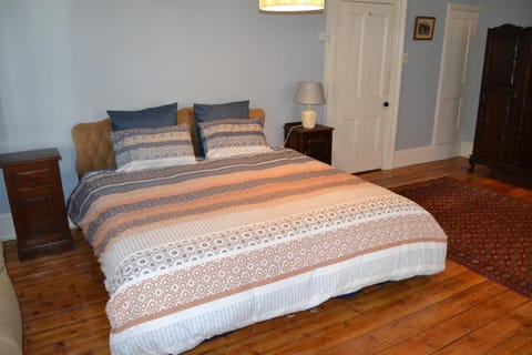 Bed, Bedroom, wardrobe