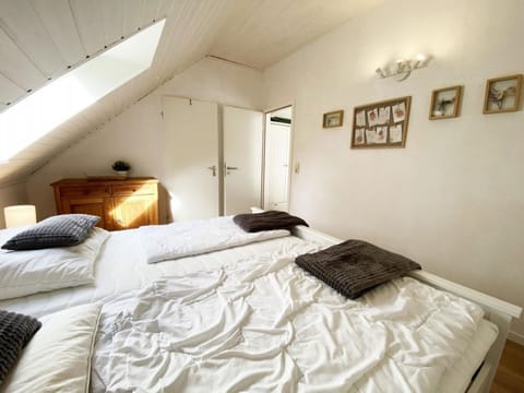 Ferien im Wangerland - Haus Wiesenweg - Ferienwohnung 1 1OG Apartment in Wangerland