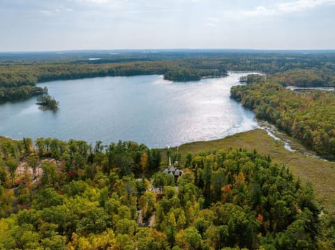 Osprey Lake Cabin home Cabin in Wisconsin