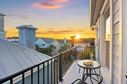 GP101: 101 Grand Pavilion House in Wild Dunes