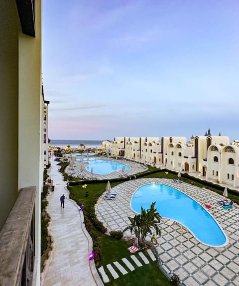 Property building, Natural landscape, Pool view, Sea view, Swimming pool, Swimming pool