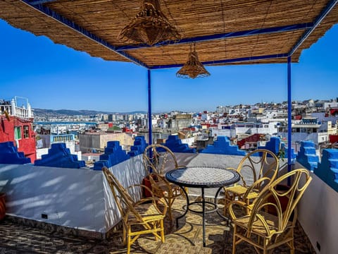 Day, Natural landscape, View (from property/room), Balcony/Terrace, Seating area, City view, Sea view