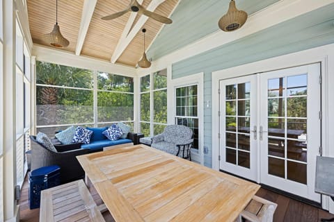 BB162: 162 Bluebill Court House in Kiawah Island