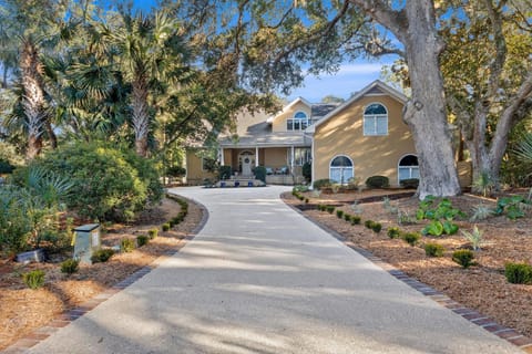 TB127: 127 Turnberry Drive House in Kiawah Island