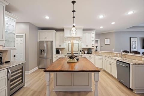 HH2611: 2611 High Hammock House in Seabrook Island