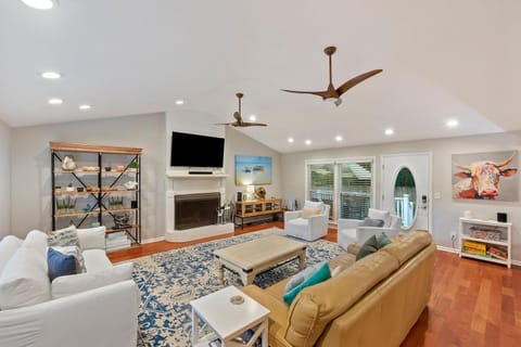 AV3-20: 3 20th Avenue House in Isle of Palms